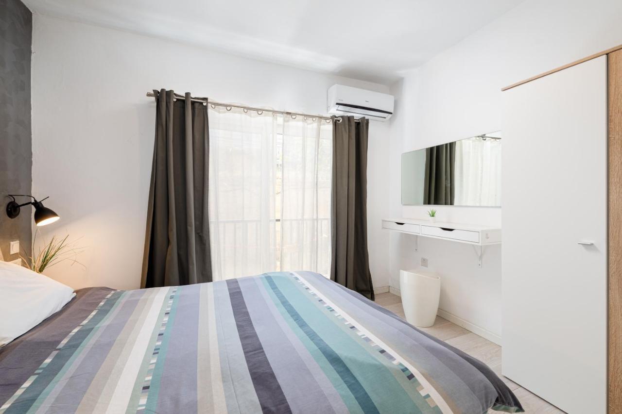 Modern 3 Bedroom & 3 Bathroom Apartment - Near Balluta Bay Saint Julian's Dış mekan fotoğraf