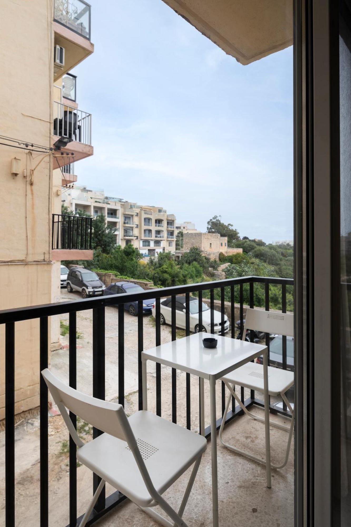 Modern 3 Bedroom & 3 Bathroom Apartment - Near Balluta Bay Saint Julian's Dış mekan fotoğraf